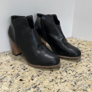 Black Booties NWOT
